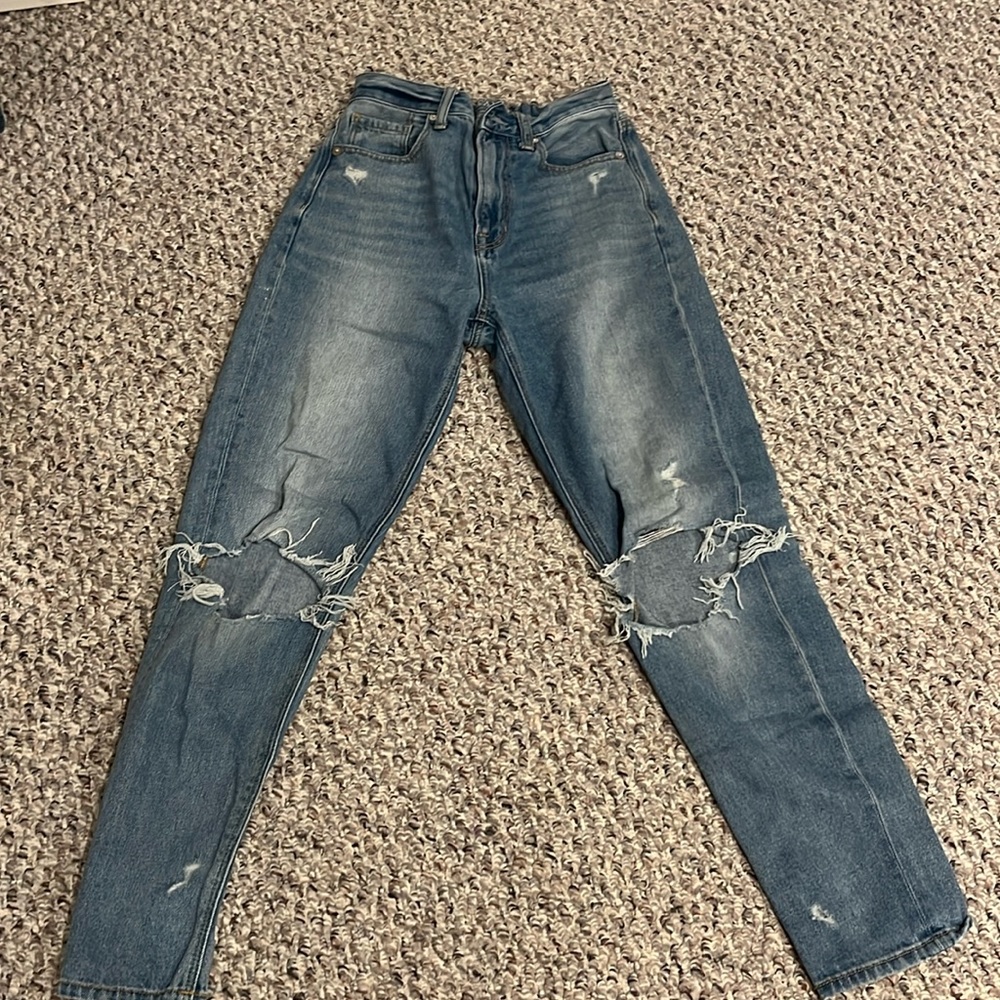 American eagle mom jeans